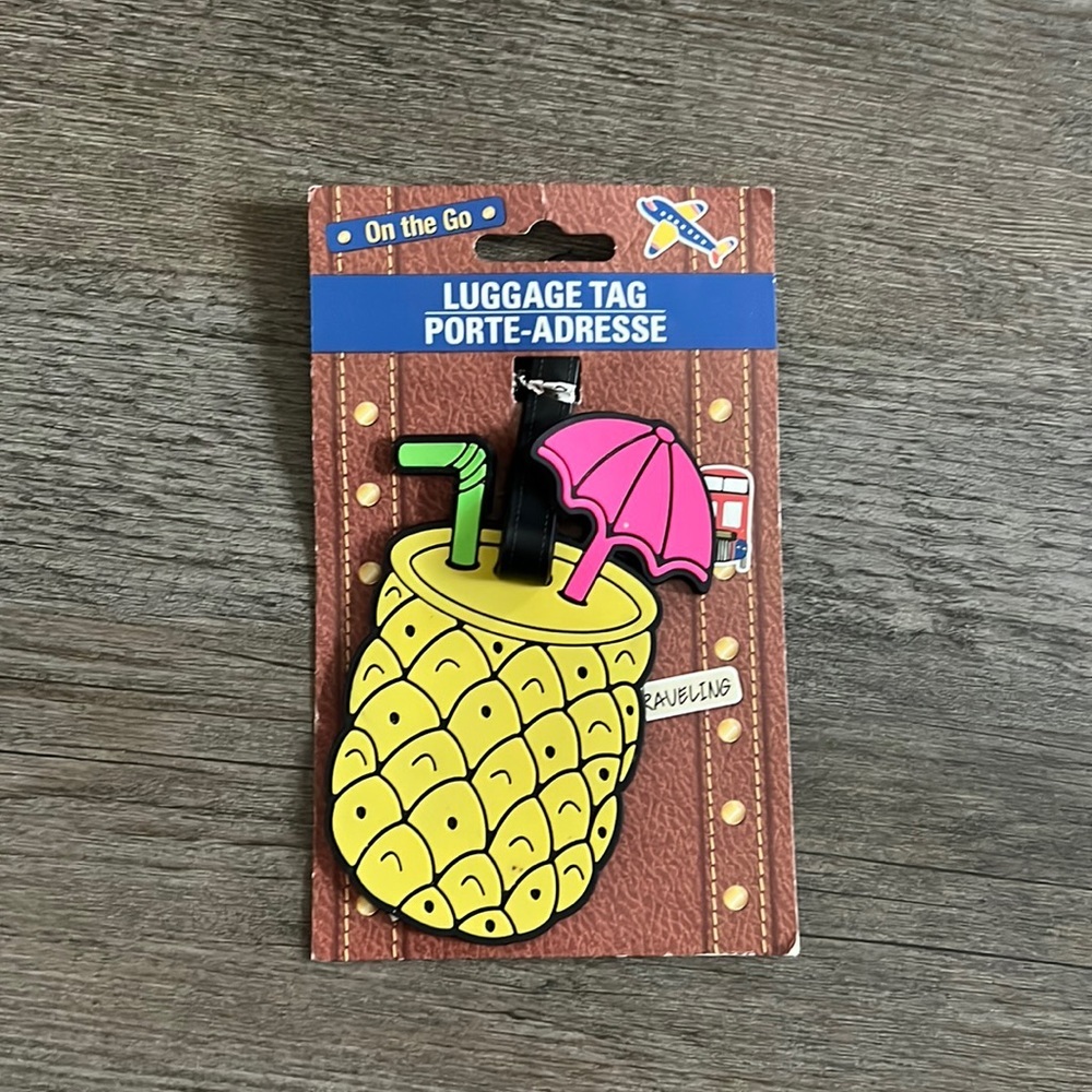 NWT On The Go Pineapple Slice Luggage Tag